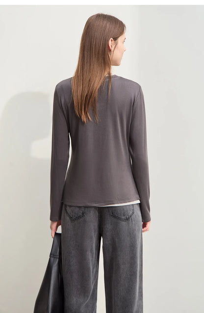 Damen T-Shirts im Minimalismus-Stil mit Patchwork für den Herbst 2024