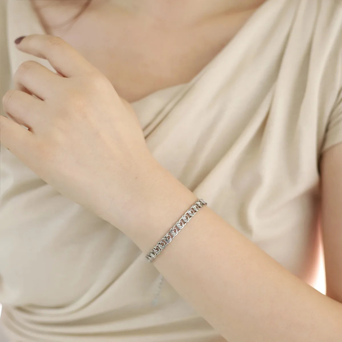 Damen-Gliederarmband gedreht aus Titanstahl