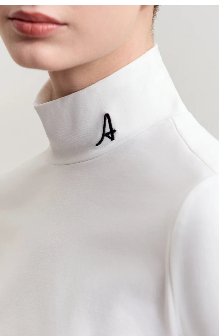 Damen Rollkragen-T-Shirt aus besticktem Fleece für warme Wintertage