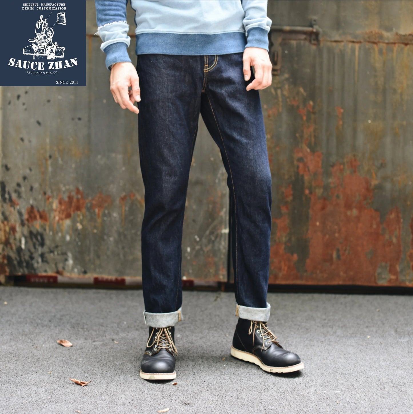 Herren Jeans aus Selvedge Denim in Indigo und Schwarz mit Reißverschluss