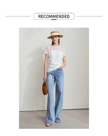 Damen T-Shirt im minimalistischen Sommerstil mit Rundhalsausschnitt und figurformendem Schnitt