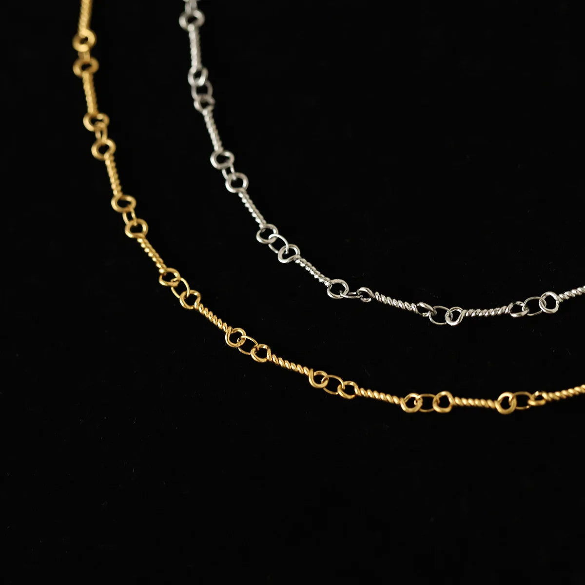Damen-Armband handgefertigt aus Edelstahl