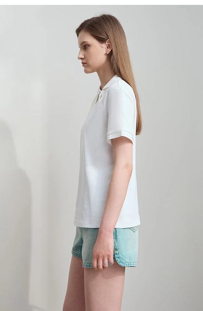 Damen T-Shirt im Minimalismus-Stil mit asymmetrischem Schnitt für den Sommer