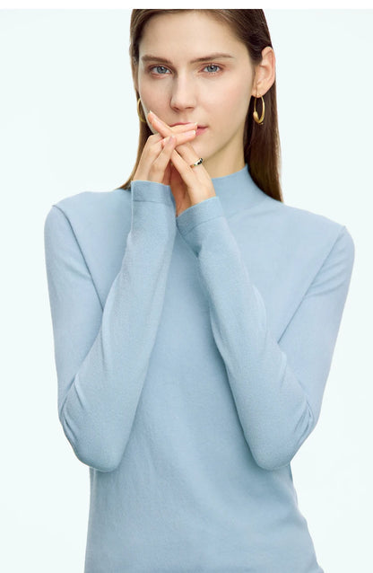 Damen-Langarmpullover mit Stehkragen, einfarbig hellblau, Vorderansicht