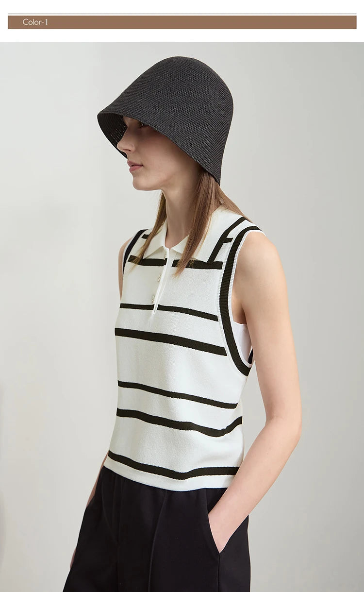Gestreifter ärmelloser Strickpullover mit Umlegekragen und Knopfleiste, weiß-schwarz