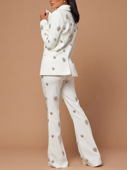 Ärmelloses Damen-Spitzenkleid mit Rundhalsausschnitt und Patchwork-Design – figurbetont und mit Hohldetails.