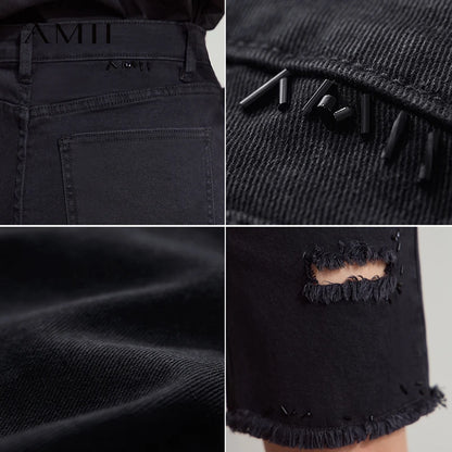 Damen Denim Shorts im minimalistischen Casual-Stil mit Zipper und Loch-Dekoration