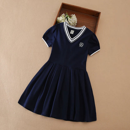 Weißes Sommerkleid für Mädchen, V-Ausschnitt, Polo-Plisseekleid für die Schule, 5–12 Jahre, Mädchenkleidung