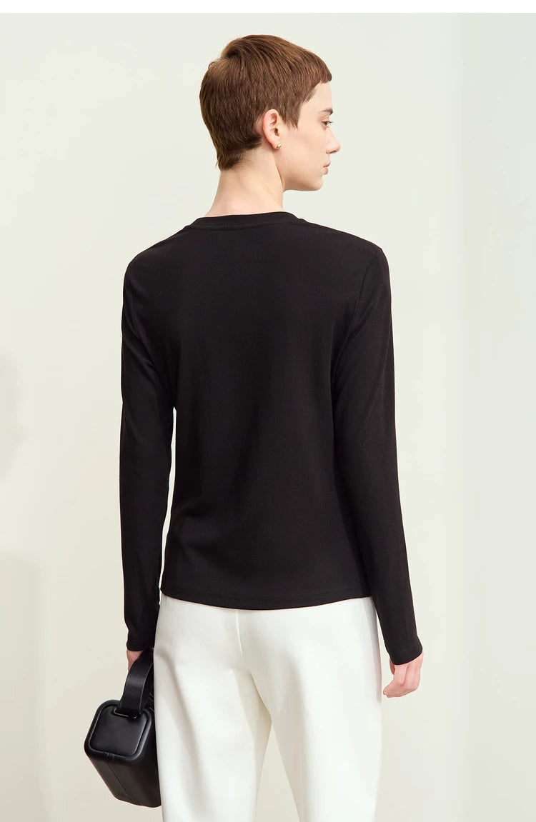 Damen T-Shirt mit minimalistischem Design und gesticktem Brief für den Herbst