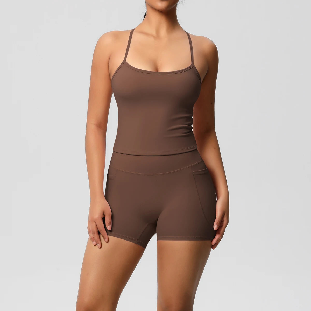 Damen Sportset: Trägershirt und Shorts, braun, figurformend