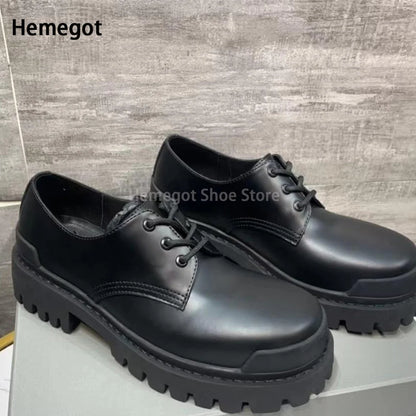 Herren-Schnürschuhe aus Leder in Schwarz/Kaffee – elegant & strapazierfähig