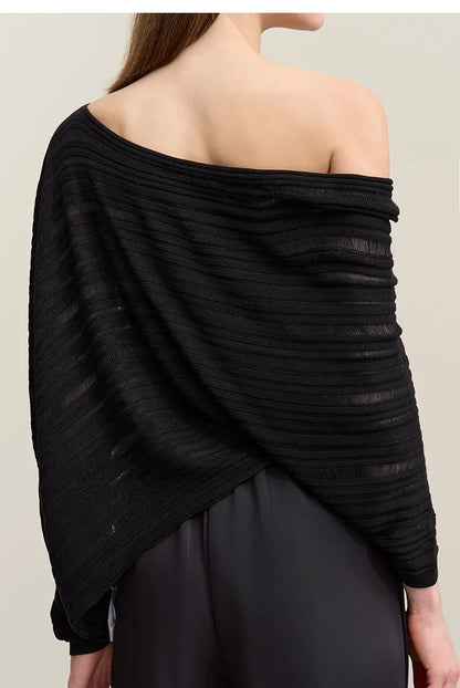Schwarzer Schulterfreier Strickpullover mit drapiertem Lagenlook und langen Ärmeln