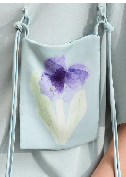 Damen T-Shirt im Minimalismus-Stil mit Taschen und elastischem O-Neck