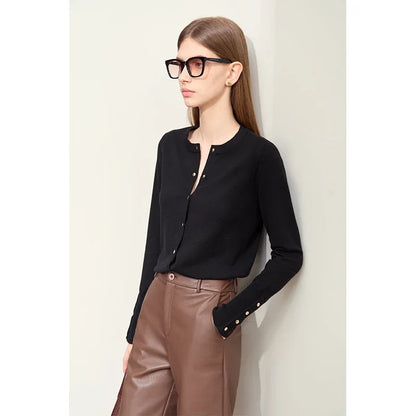Damen-Strickjacke Rundhals Wolle Metallknopf französisch Büro Frühling