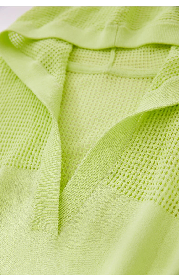 Kurzarm-Strickpullover mit V-Ausschnitt, gelbgrün, feine Struktur