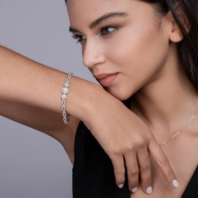 Damen-Armband mit großem Moissanit-Stein