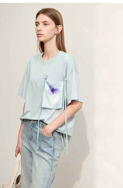 Damen T-Shirt im Minimalismus-Stil mit Taschen und elastischem O-Neck