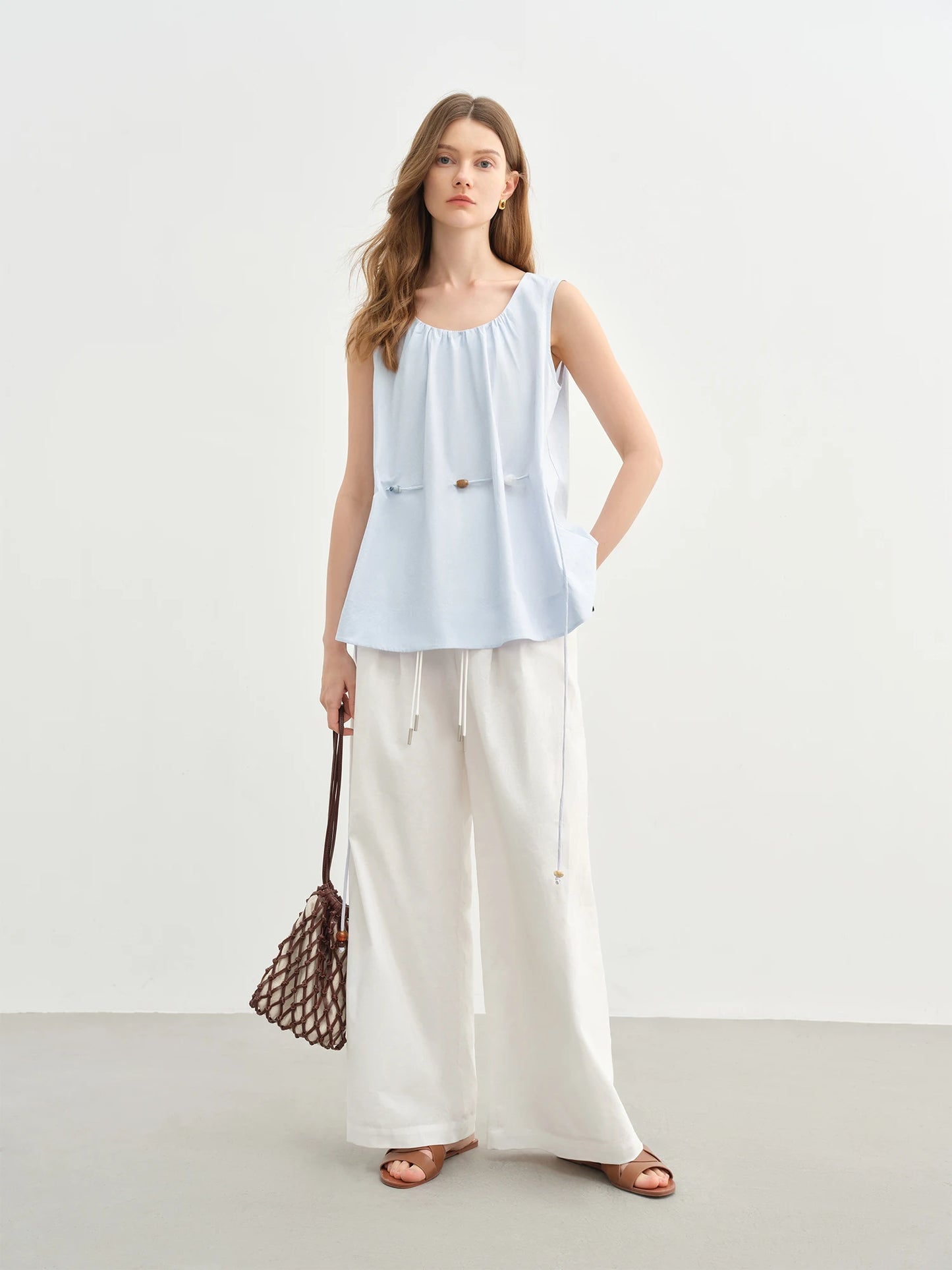 Lässige Damen-Bluse in Übergröße mit Schnalle und kurzen Ärmeln – Sommerbluse mit umgeschlagenem Kragen und figurbetonter Taille