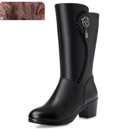 AIYUQI 2025 New Genuine Leather Women Wool Boots Thick Warm Winter Snow Boots Large Size 41 42 43 Motorcycle Boots Women