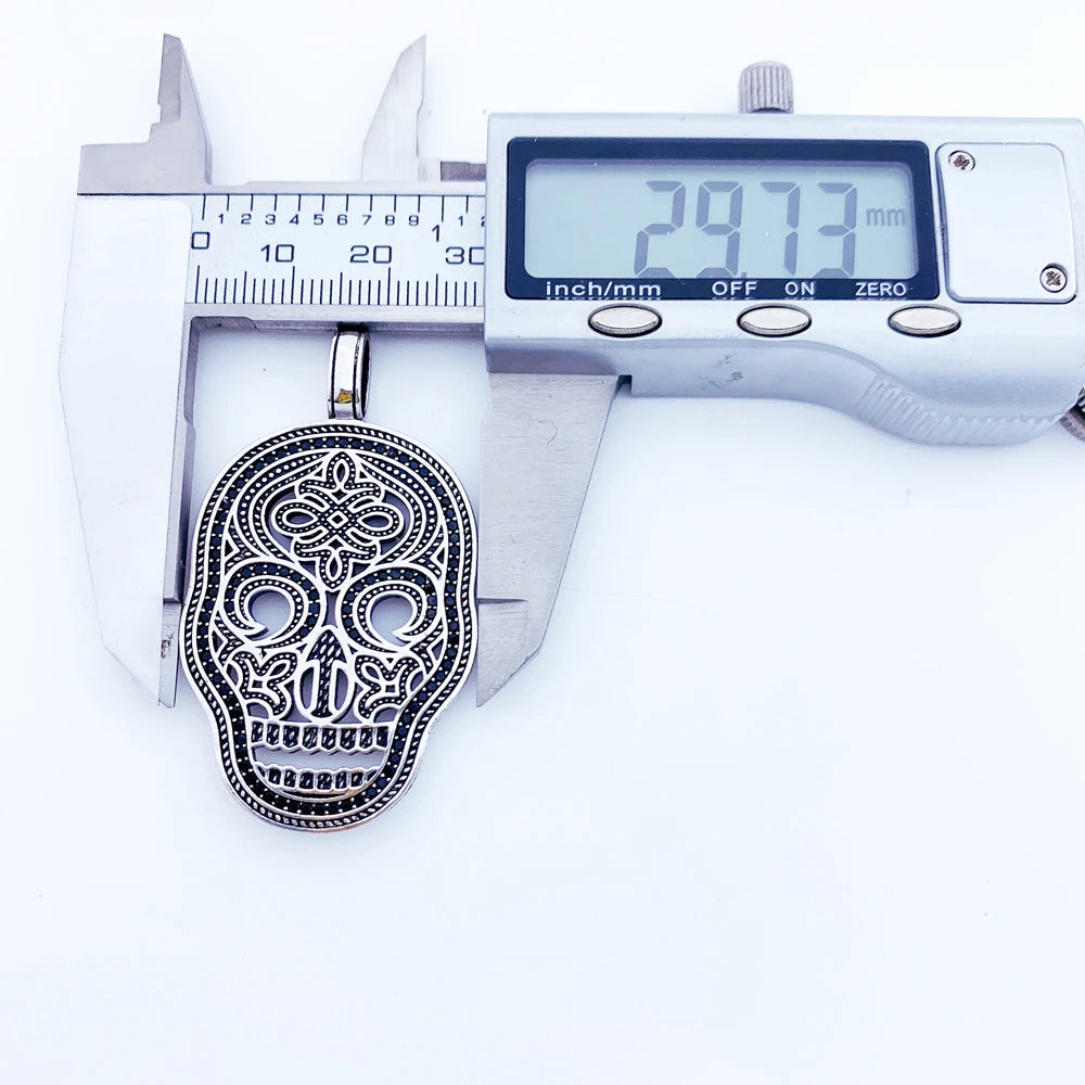 Damen-Charm-Anhänger Schädel Maske Rebel Street aus Sterlingsilber