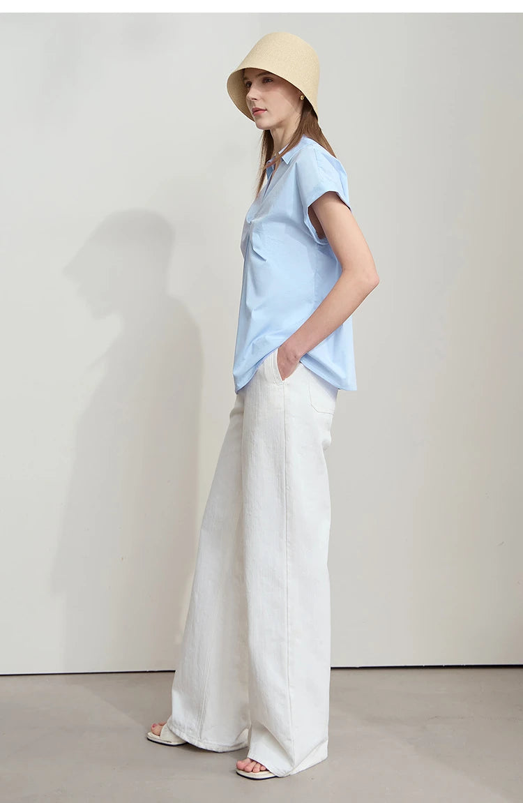 Damen Bluse im minimalistischen französischen Stil mit umlegekragen und gedrehten Falten