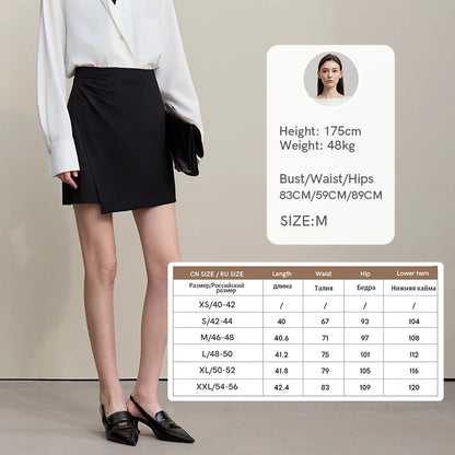 Asymmetrischer Minirock aus Stretch, schwarz, kurz mit schrägem Vorderteil