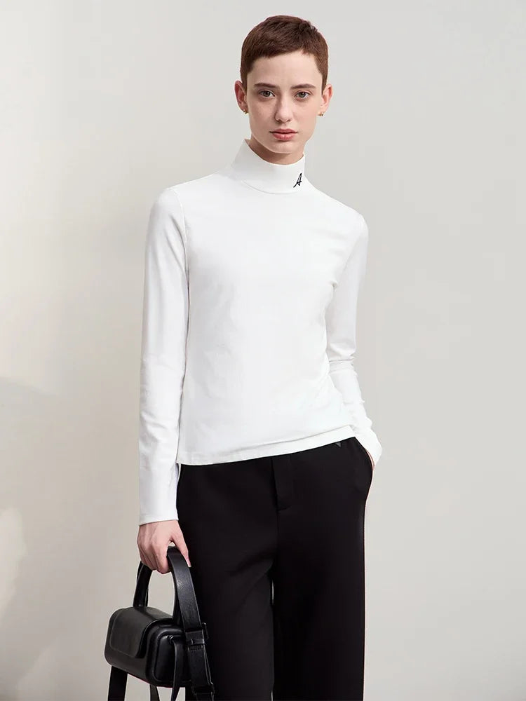 Damen Rollkragen-T-Shirt aus besticktem Fleece für warme Wintertage