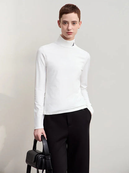 Damen Rollkragen-T-Shirt aus besticktem Fleece für warme Wintertage