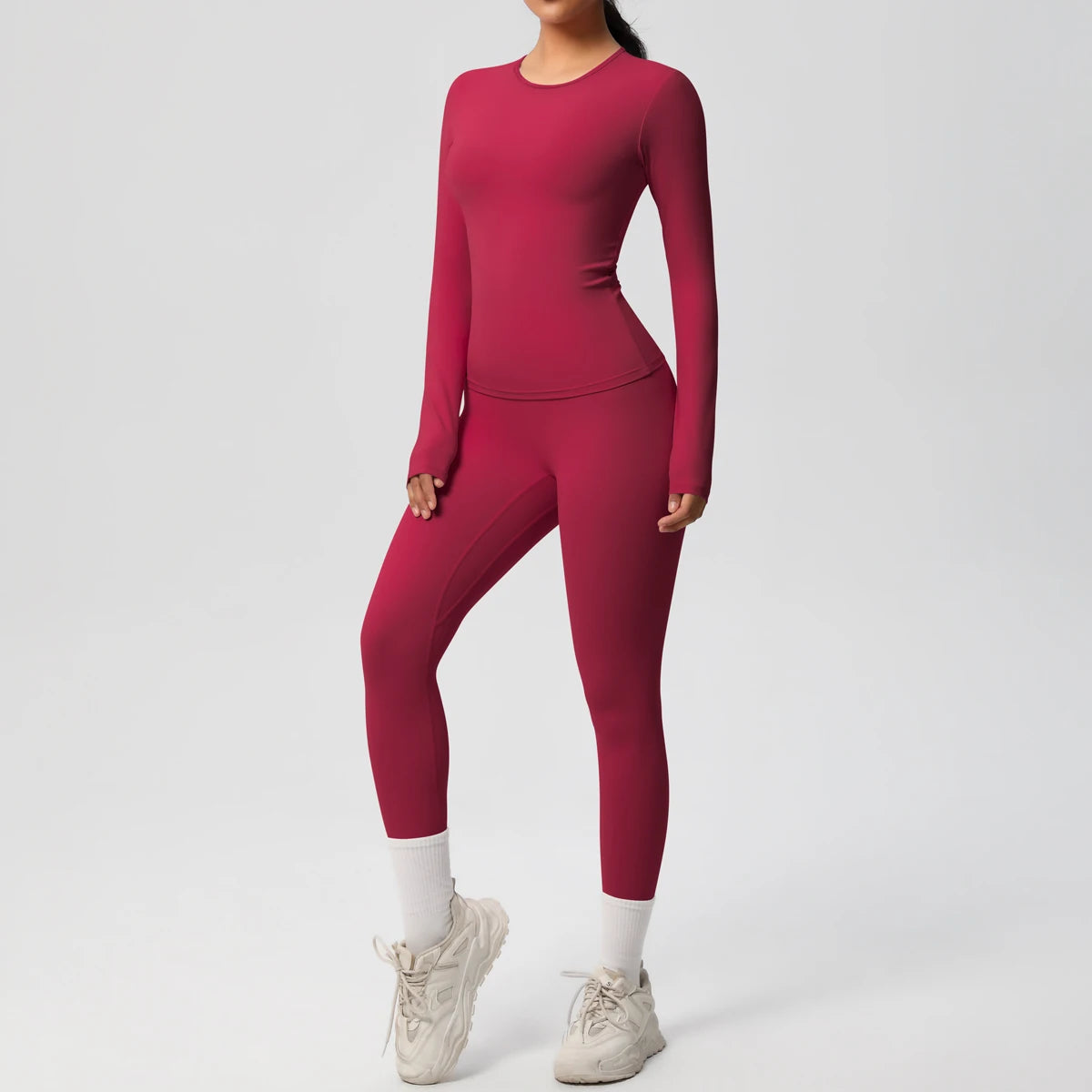 Gym-Leggings-Set mit langarmigem Sport-Top und schmalen Leggings in Dunkelrot
