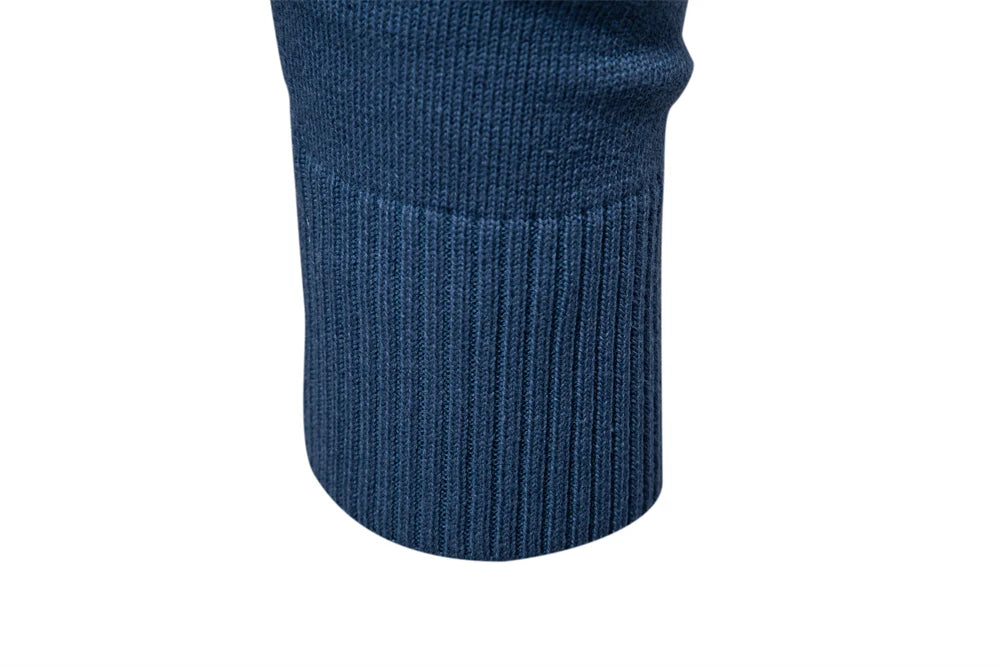 Herren Pullover aus massiver Baumwolle mit Rundhalsausschnitt und klassischem Design