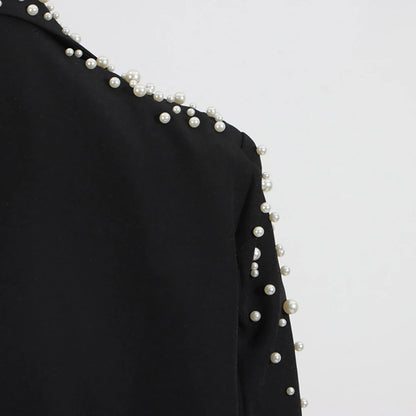Streetwear-Zweiteiler für Damen mit Stehkragen, Langarm-Top und hoch taillierter, weit geschnittener Hose – modisches Set für Frauen.