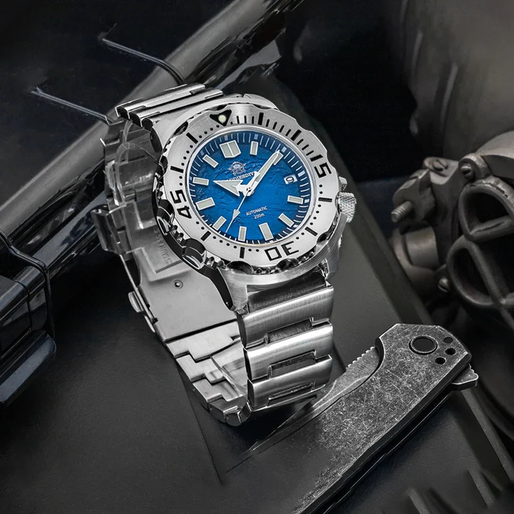 Herren-Taucheruhr mit Surf-Blue-Zifferblatt und NH35-Automatikwerk