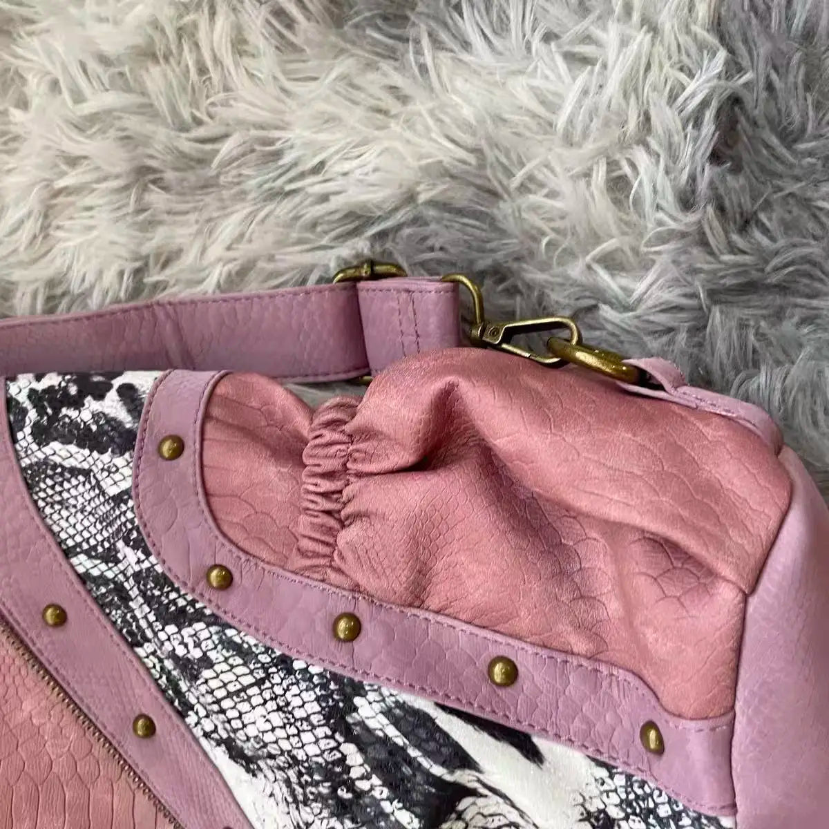 Damen-Schultertasche aus PU Vintage-Look mit Mehrfachfächern und Großem Hauptfach für Alltagsbedarf