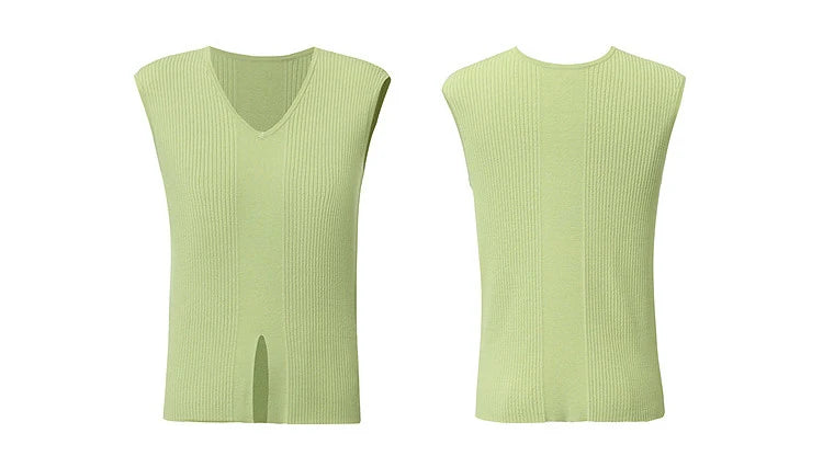Hellgrüner ärmelloser Damenpullover mit V-Ausschnitt und seitlichem Schlitz
