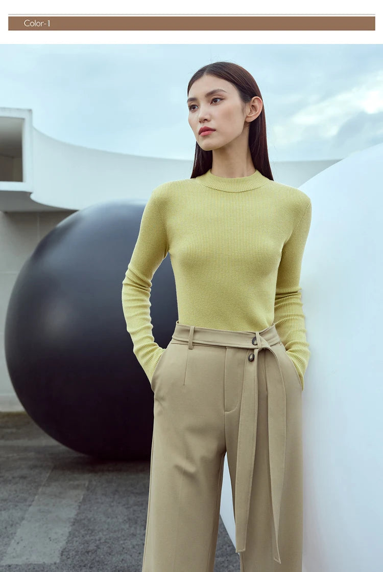 Langarm-Strickpullover mit Stehkragen in hellgrün, schlichtes Design