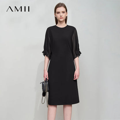 Chiffon-Kleid, schwarz, Vorderansicht, geraffte Fledermausärmel, knielang