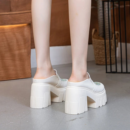 AIYUQI frauen Hausschuhe 2025 Neue Echtes Leder Sommer frauen Hausschuhe Rhindiamonds 11 cm Hohe Zehe Geschlossene Hausschuhe Frauen