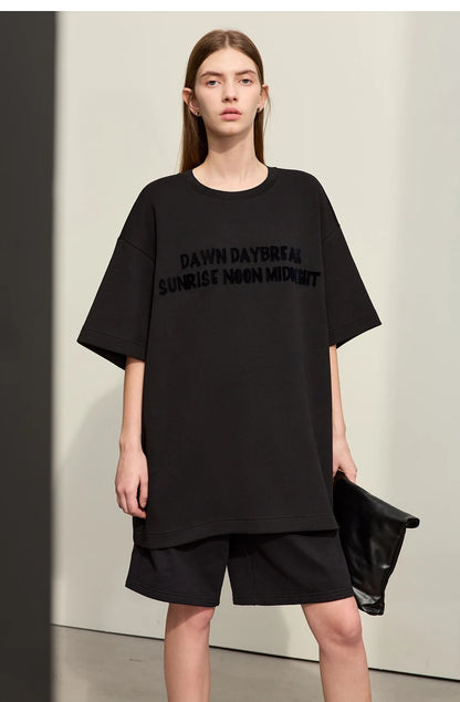 Damen T-Shirts mit Rundhalsausschnitt und losem, lässigem Schnitt mit Stickerei