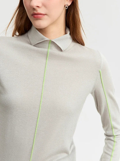 AMII Strickpullover hellgrau mit Stehkragen und kontrastgrünen Konturnähten, langarm