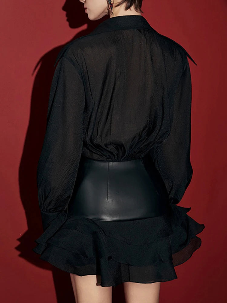 Farbblock-Spitzen-Jumpsuit für Damen mit Reverskragen und langen Ärmeln – Patchwork-Design und figurbetonte Passform.