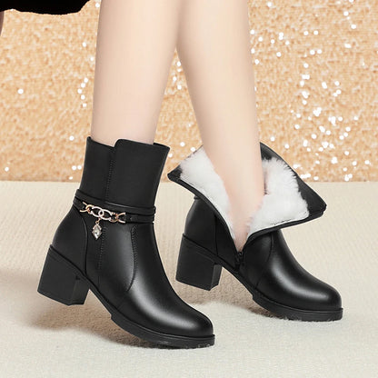 AIYUQI Women Snow Boots Winter 2025 New Genuine Leather Women Ankle Boots Round Toe Large Size Wool Women's Short Booties