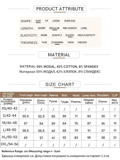 Damen T-Shirts im Minimalismus-Stil mit Mock-Neck und Stickerei aus Baumwolle