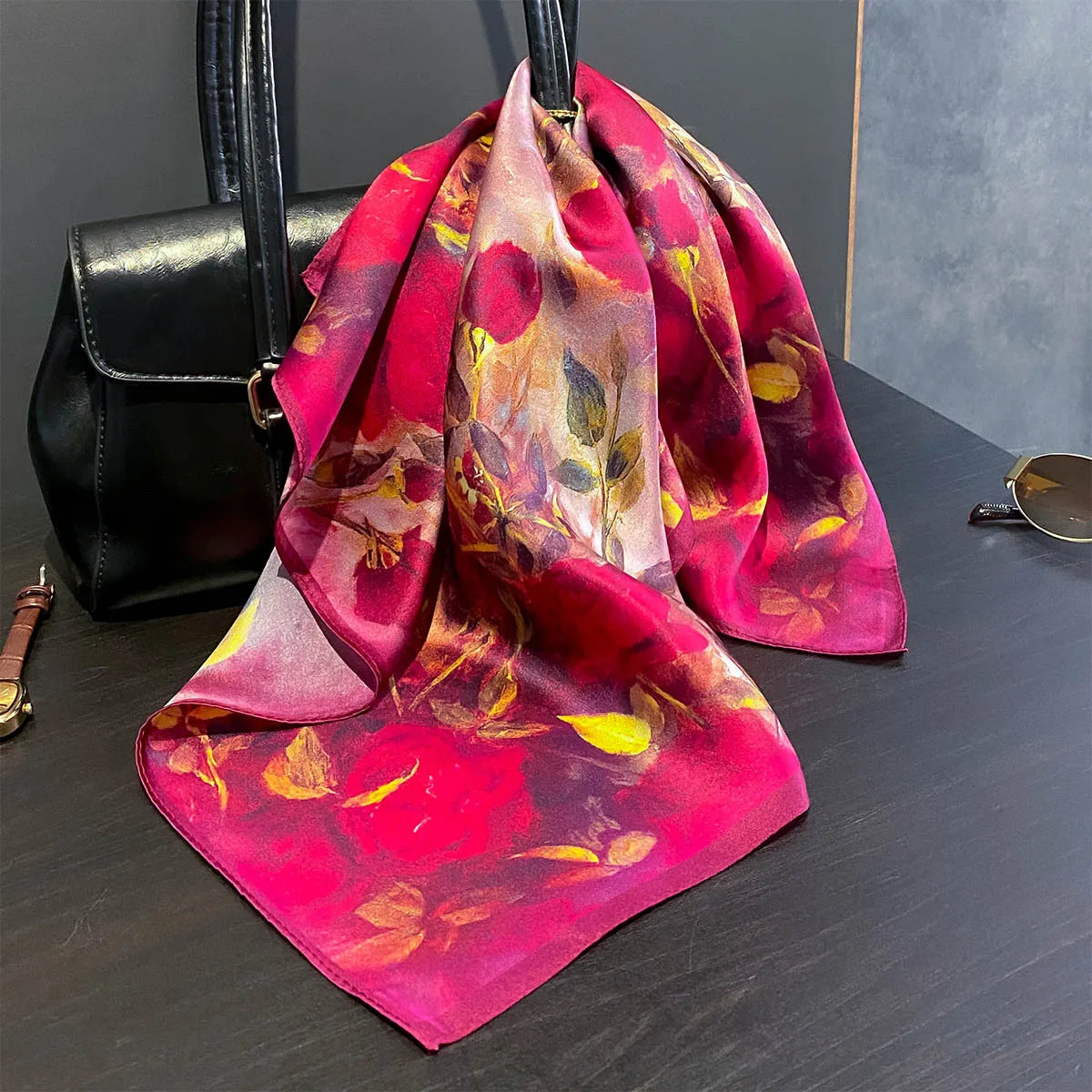 Damen Seidensatin Schal 53cm quadratisch Blumenprint Kopftuch Hijab Bandana J