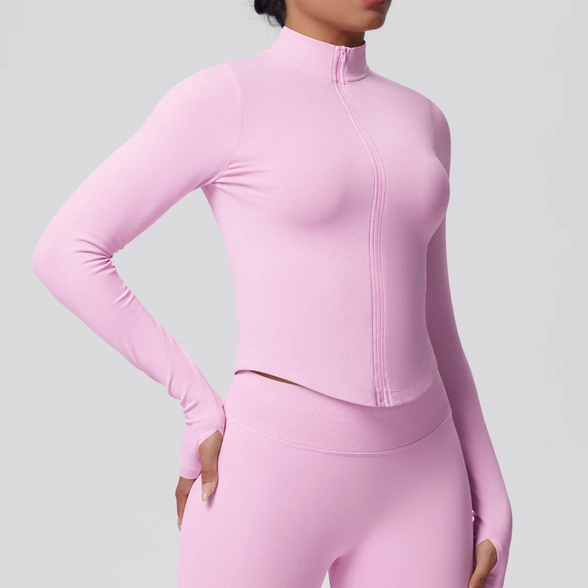 Damen Yoga-Jacke in Pastellrosa mit Stehkragen und Reißverschluss vorn, lange Ärmel