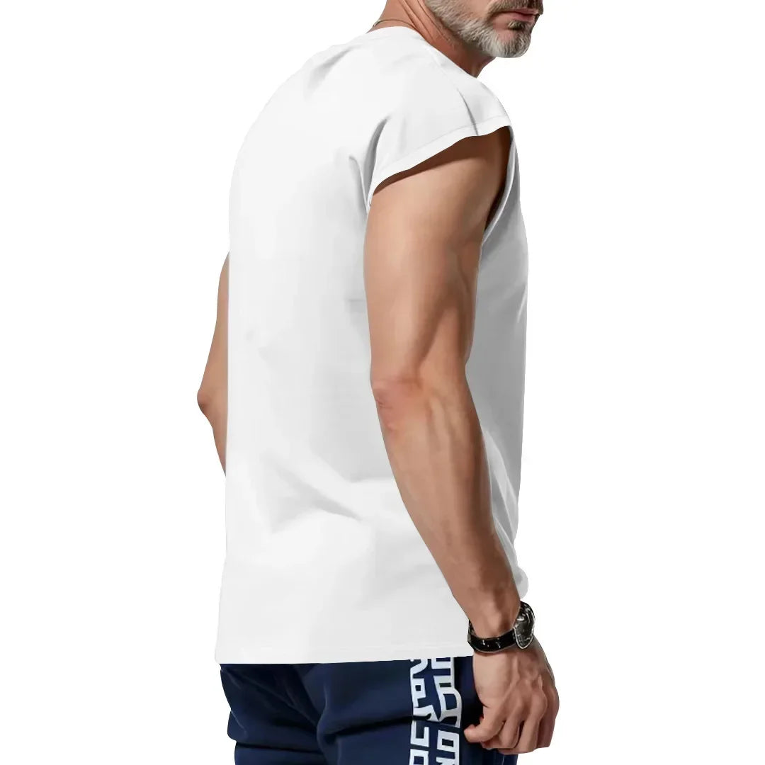 Eng anliegendes Herren-Unterhemd aus Baumwolle – schweißabsorbierend und ideal für Fitness und Sport im Sommer.