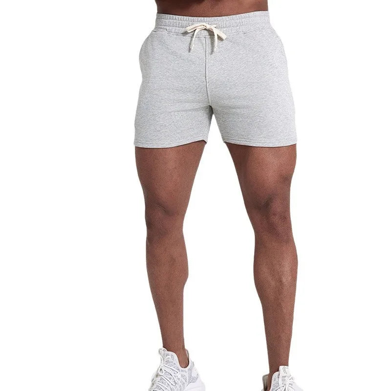 Lässige Herren-Arbeitsshorts mit mehreren Taschen und mittlerer Länge – ideal für den Sommer.