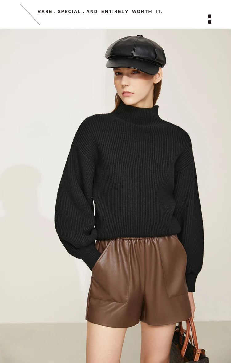 Schwarzer Damen-Strickpullover mit Stehkragen und weiten langen Ärmeln