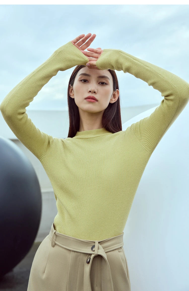 Hellgrüner Strickpullover mit Stehkragen, Langarm mit geripptem Bündchen