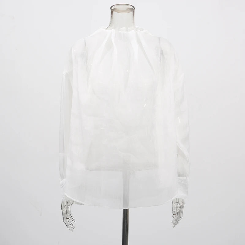 Lässige Damenbluse mit Spitzenbesatz und Patchwork-Design, langärmlig und mit Reverskragen – ideal für einen stilvollen Auftritt.