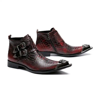 Herren-Boots mit Schlangenmuster, Schnallenriemen, spitzer Zeh, bordeauxfarben